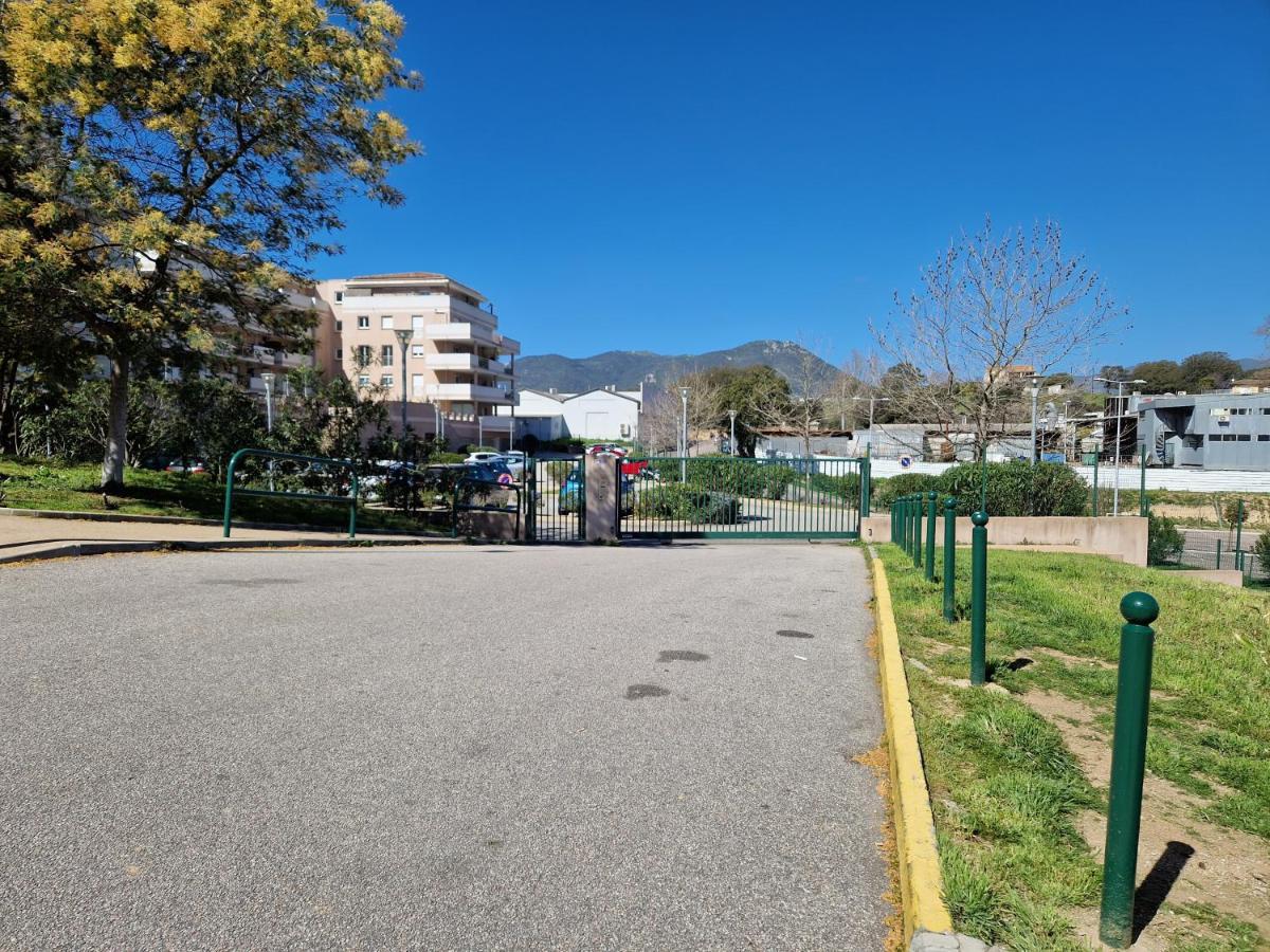 Sarrola-Carcopino Studio Climatise Parking Gratuit מראה חיצוני תמונה